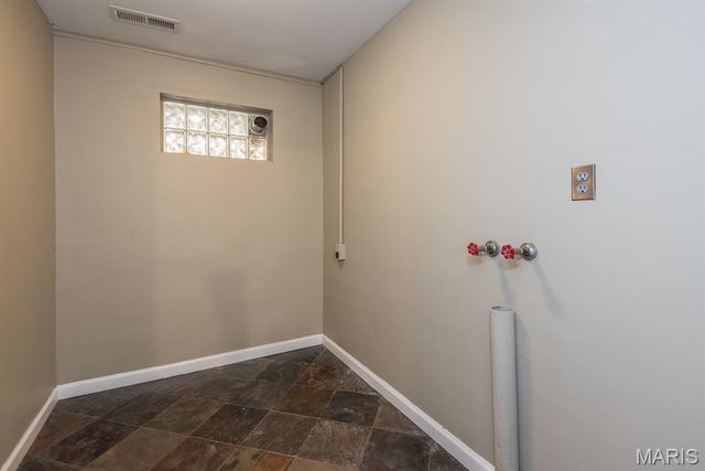 2341 McKelvey Road, St Louis, MO 63043