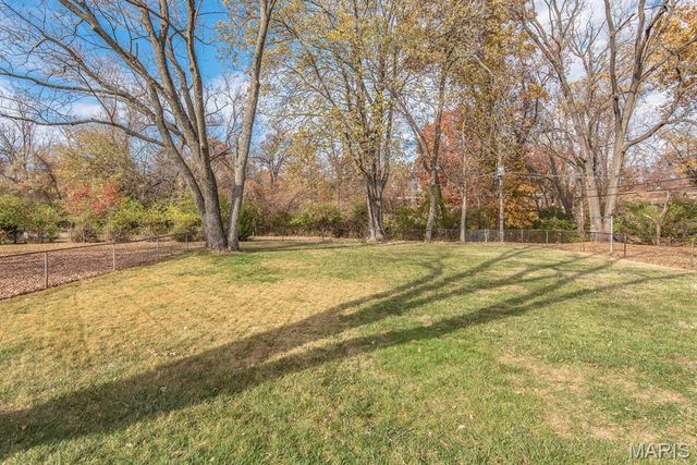 2341 McKelvey Road, St Louis, MO 63043