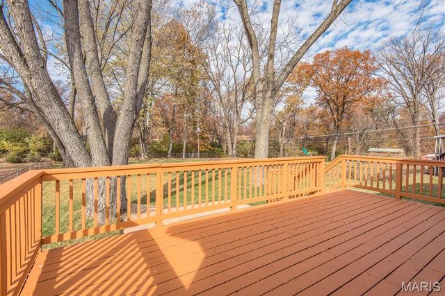 2341 McKelvey Road, St Louis, MO 63043