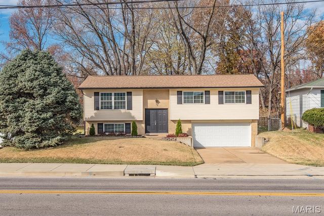 2341 McKelvey Road, St Louis, MO 63043