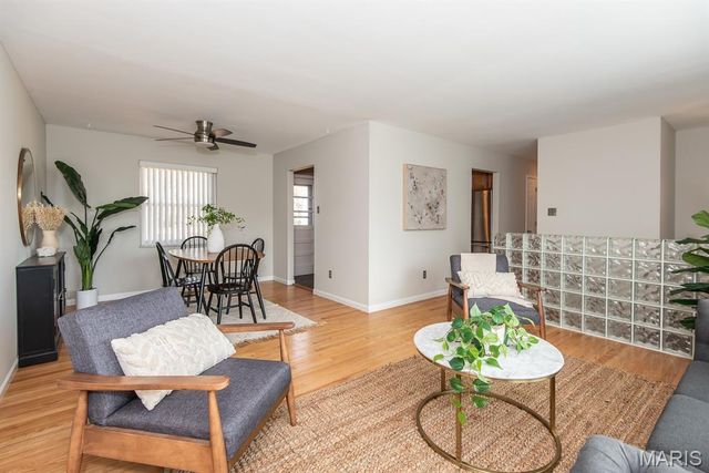 2341 McKelvey Road, St Louis, MO 63043