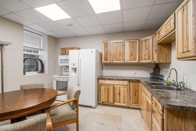 115 N Gremps Street, Paw Paw, MI 49079
