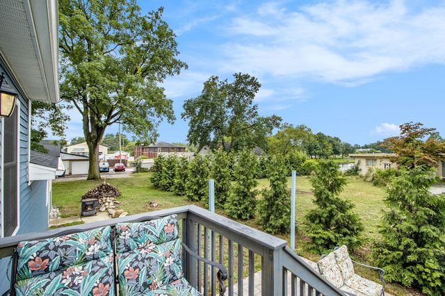 115 N Gremps Street, Paw Paw, MI 49079