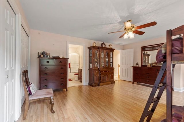 99 Main St 10, Westford, MA 01886