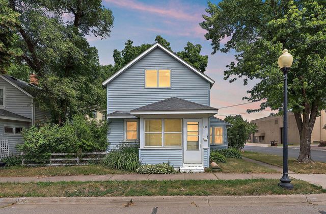 323 Tyler Street, Hastings, MN 55033