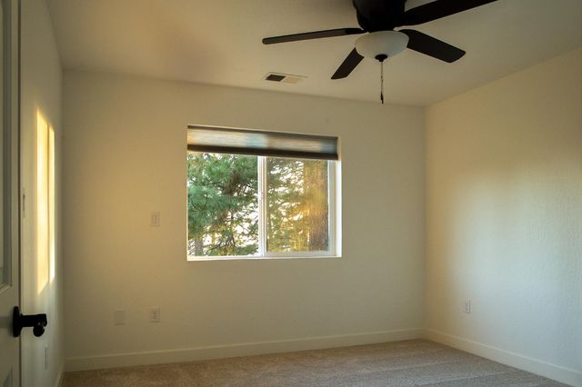 18250 Toyon Rd, Pine Grove, CA 95665