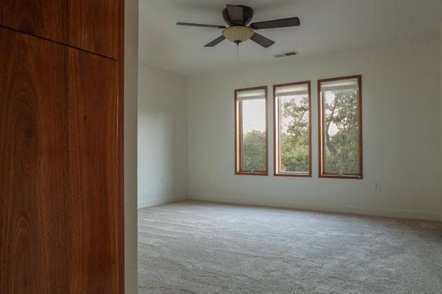 18250 Toyon Rd, Pine Grove, CA 95665