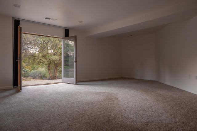 18250 Toyon Rd, Pine Grove, CA 95665