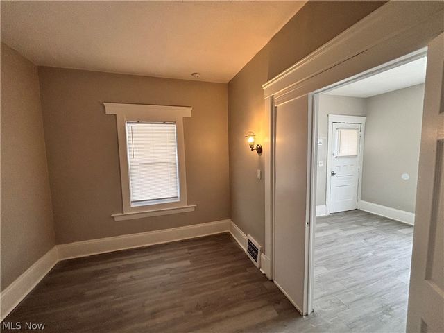 7411 Cornelia Avenue 1, Cleveland, OH 44103