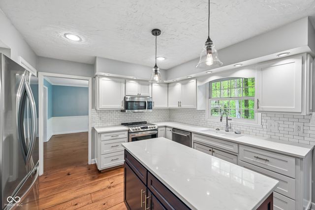 15108 Countfleet Court, Carmel, IN 46032