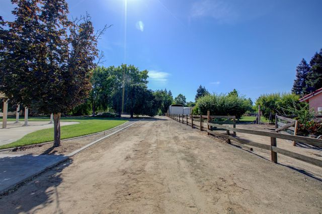 2696 Clydesdale Ave, Atwater, CA 95301