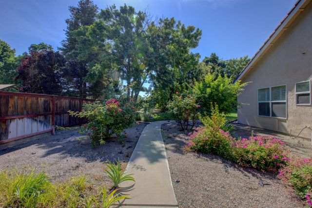 2696 Clydesdale Ave, Atwater, CA 95301