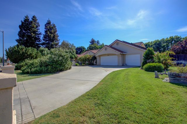2696 Clydesdale Ave, Atwater, CA 95301