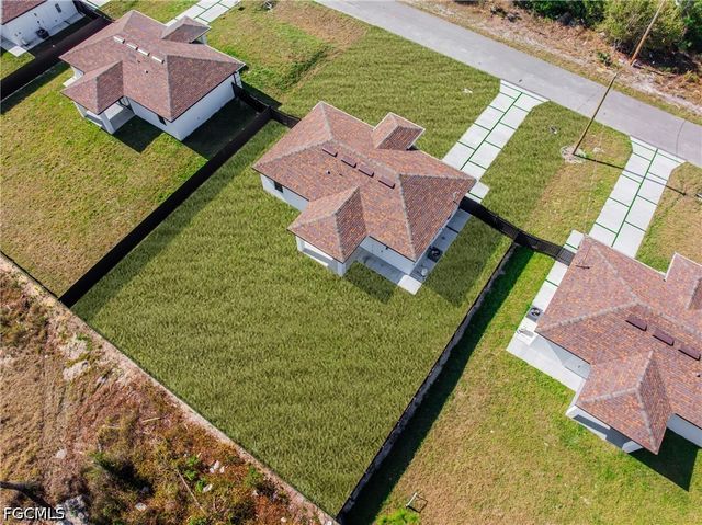 749 Roma AVE S, Lehigh Acres, FL 33974