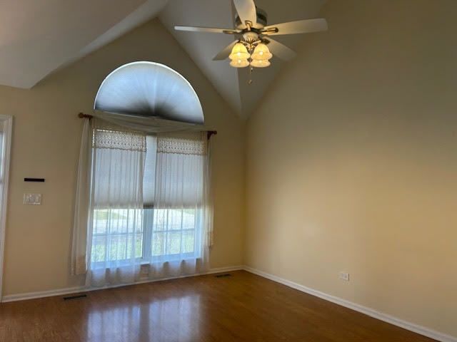 134 Heritage Court, Gurnee, IL 60031