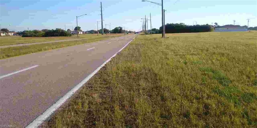 2716 Santa Barbara BLVD N, CAPE CORAL, FL 33993 — photo 3