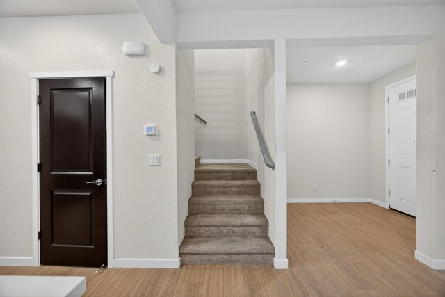 3209 Finch Ln, West Sacramento, CA 95691