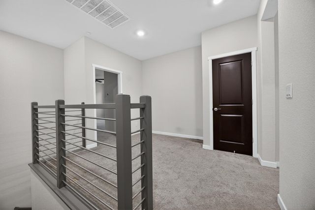 3209 Finch Ln, West Sacramento, CA 95691