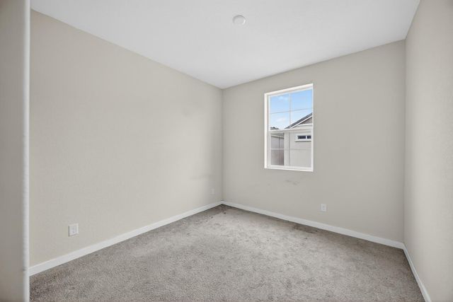 3209 Finch Ln, West Sacramento, CA 95691