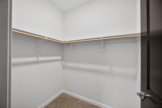 3209 Finch Ln, West Sacramento, CA 95691