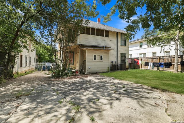 515 W WOODLAWN AVE, San Antonio, TX 78212