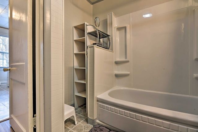 638 ZEPHYR Avenue, Erie, PA 16505