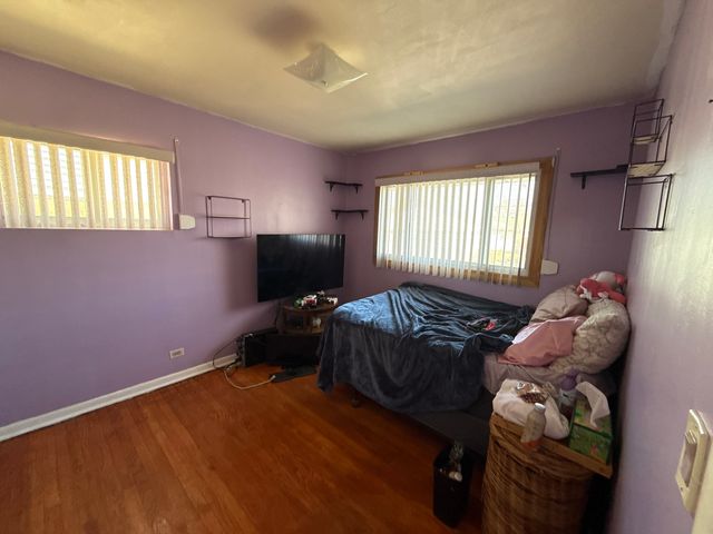 10842 Claridge Avenue, Westchester, IL 60154