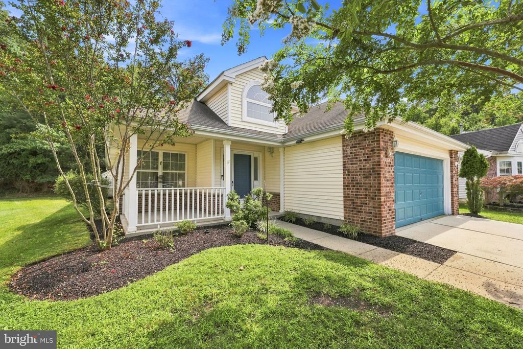 140 PEPPERGRASS DR S, MT LAUREL, NJ 08054 — exterior
