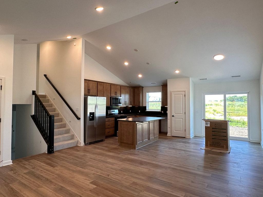 1652 Lund Way, Shakopee, MN 55379 — photo 5