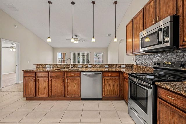 300 KINGFISH DRIVE, Kissimmee, FL 34759