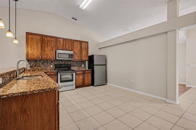 300 KINGFISH DRIVE, Kissimmee, FL 34759