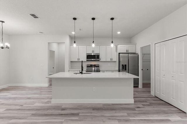 17477 SW 41ST CIR, Ocala, FL 34473