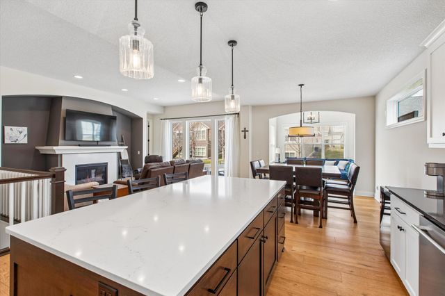 16283 Durango Trail, Lakeville, MN 55044