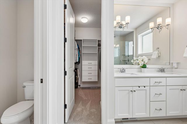 16283 Durango Trail, Lakeville, MN 55044