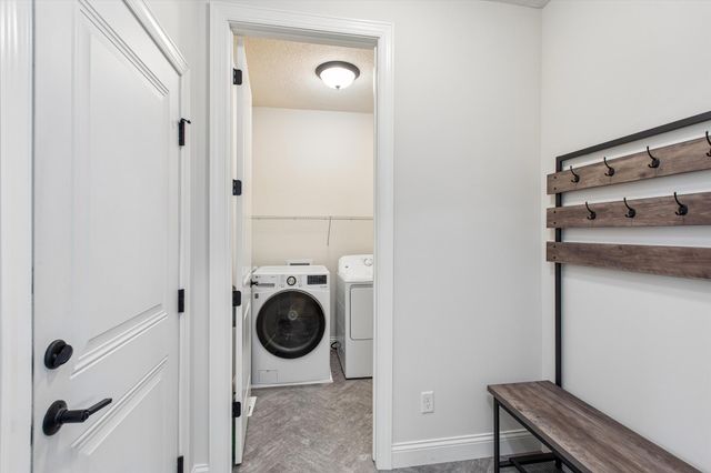 16283 Durango Trail, Lakeville, MN 55044