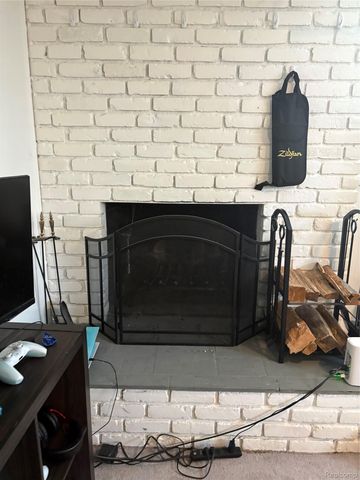 20340 Briarwood Court, Southfield, MI 48076