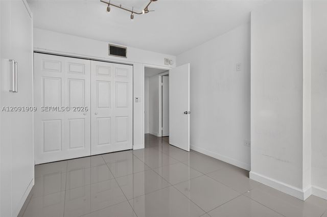 7135 Collins Ave 805, Miami Beach, FL 33141