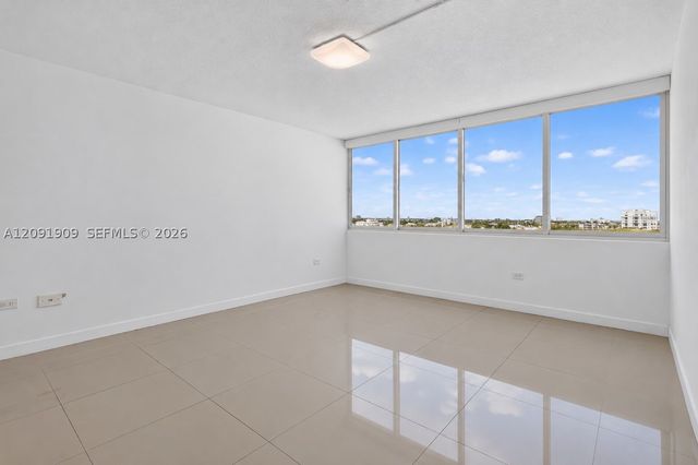 7135 Collins Ave 805, Miami Beach, FL 33141