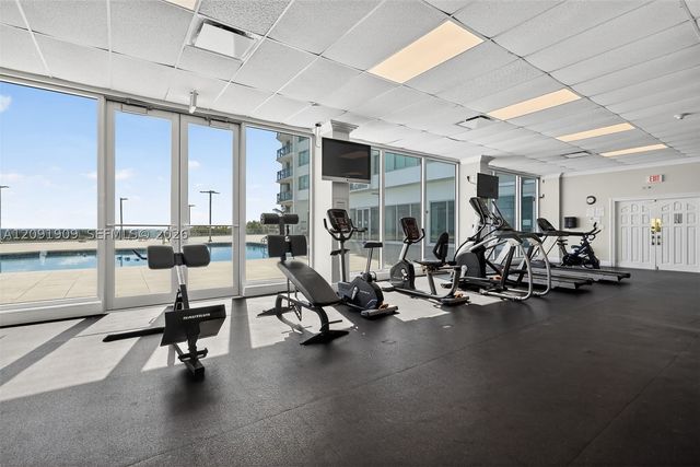 7135 Collins Ave 805, Miami Beach, FL 33141