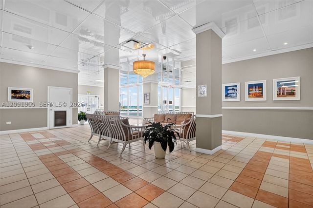 7135 Collins Ave 805, Miami Beach, FL 33141