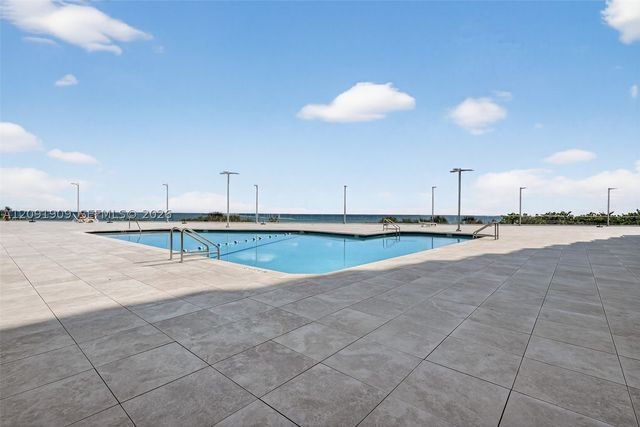 7135 Collins Ave 805, Miami Beach, FL 33141