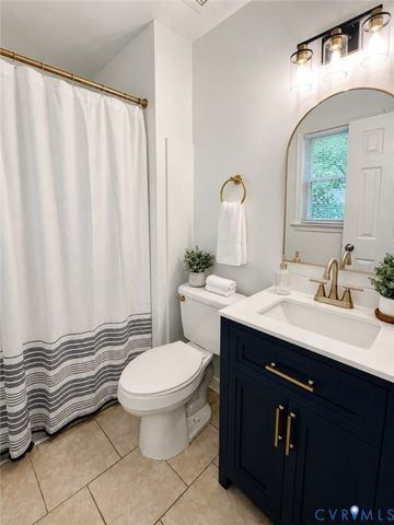 7703 Breaker Point Ct, Chesterfield, VA 23832
