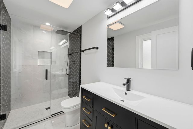 3509 Lawson Road, Glenview, IL 60026