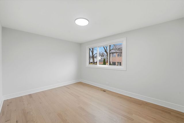 3509 Lawson Road, Glenview, IL 60026