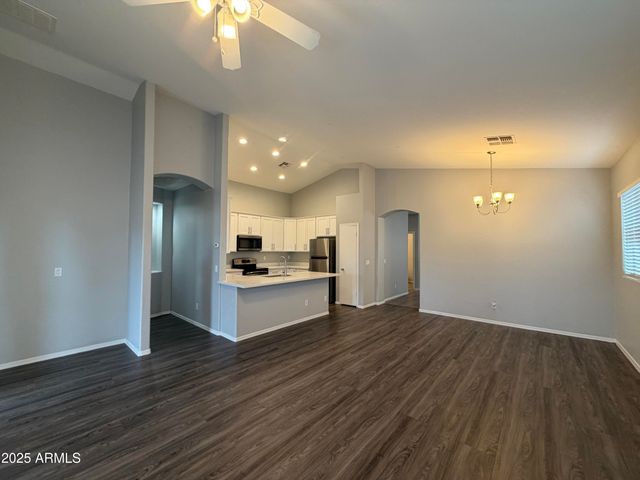 18123 N MADISON Road, Maricopa, AZ 85139