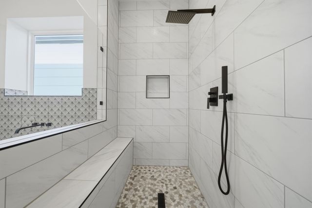 1324 Lawrence Street, Houston, TX 77008