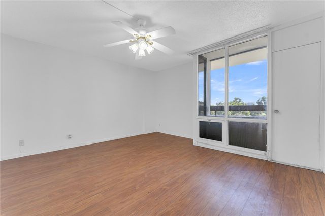 1401 S Federal Hwy 218, Boca Raton, FL 33432