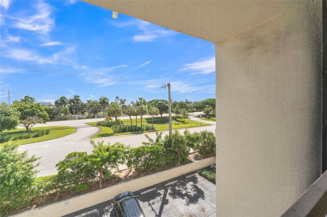 1401 S Federal Hwy 218, Boca Raton, FL 33432
