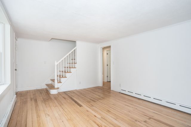 14 Main St Extension, Simsbury, CT 06081