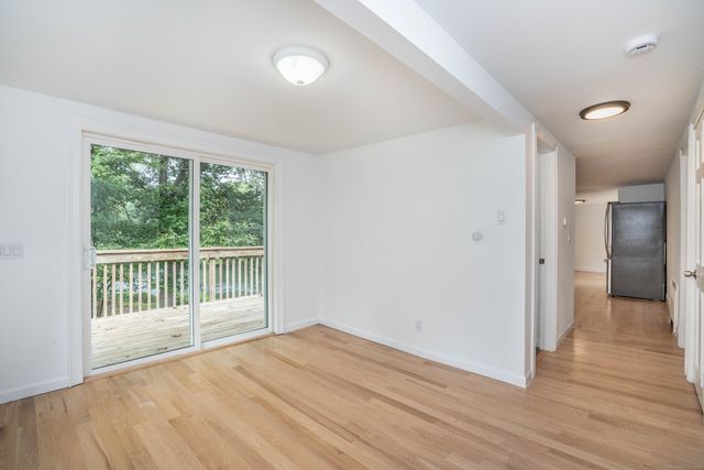 14 Main St Extension, Simsbury, CT 06081